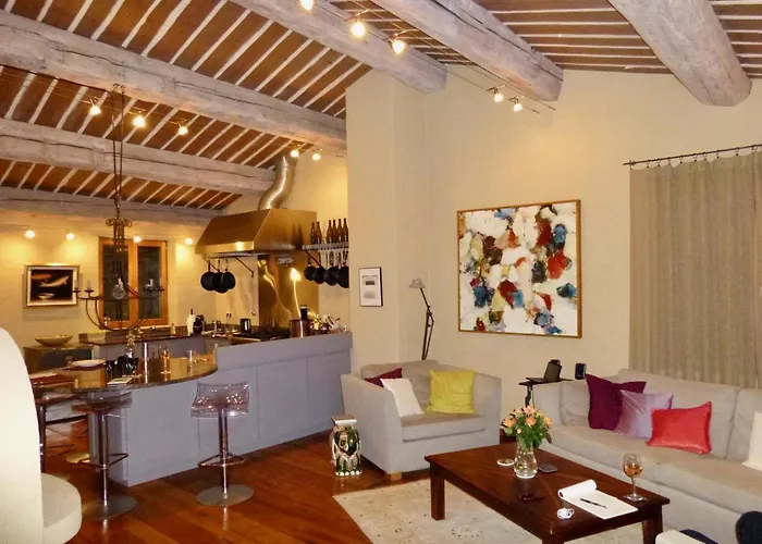 5 Star Rated Exclusive House In Valbonne Village