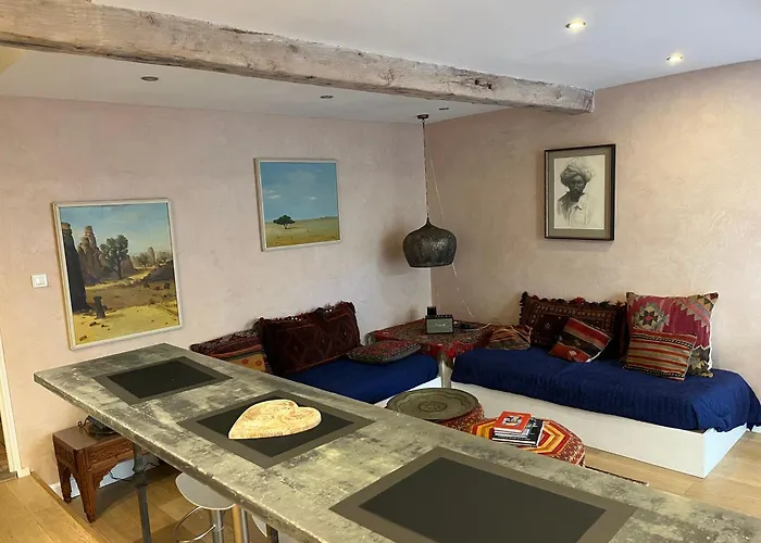 5 Star Rated Exclusive House In Valbonne Village