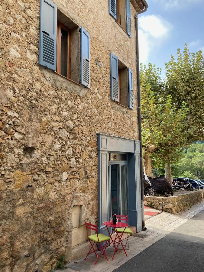 Villa 5 Star Rated Exclusive House In Village *